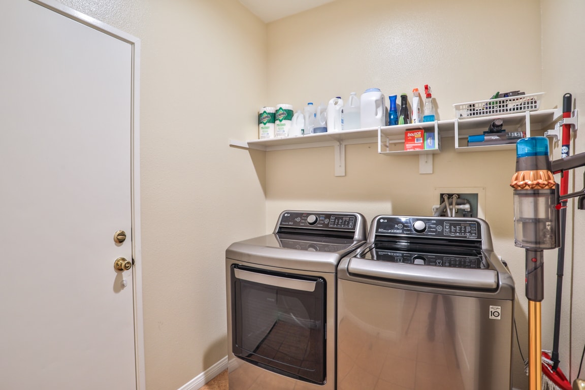Building Photo - 17828 Woodbine Ct