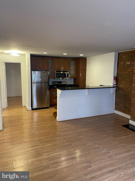 Building Photo - 1320 T St NW