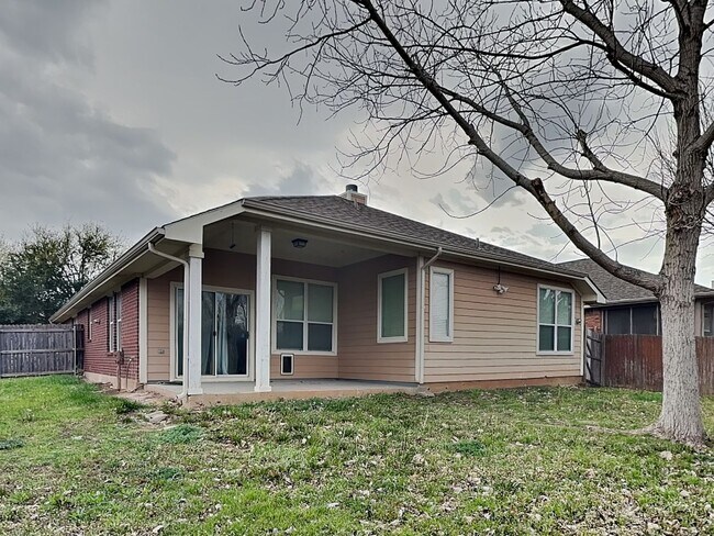 Building Photo - Where Comfort Meets Convenience in Marine Creek Ranch