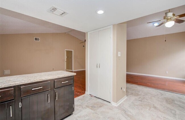 Building Photo - 15823 Ruppstock Dr