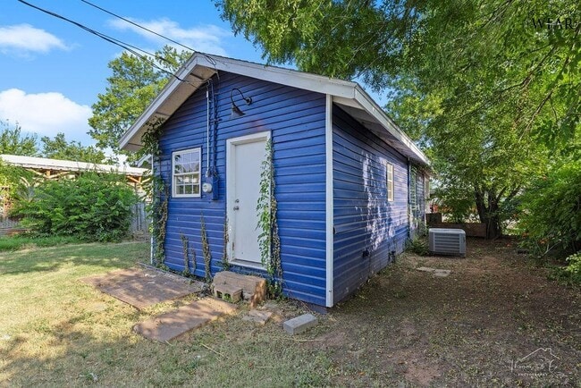 Building Photo - 1312 N 3rd St