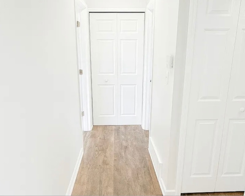 Building Photo - 1870 Tall Oaks Dr