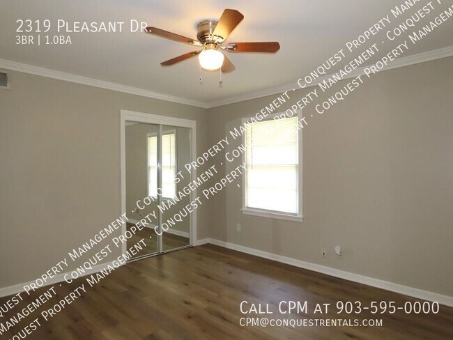 Building Photo - 2319 Pleasant Dr