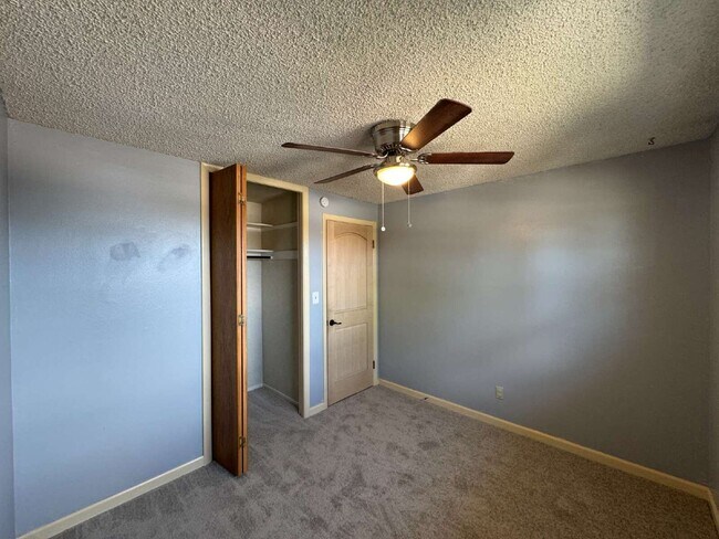 Building Photo - 4342 W Quinn Pl