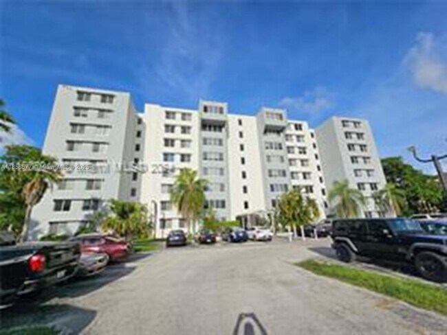 Primary Photo - 9143 SW 77th Ave