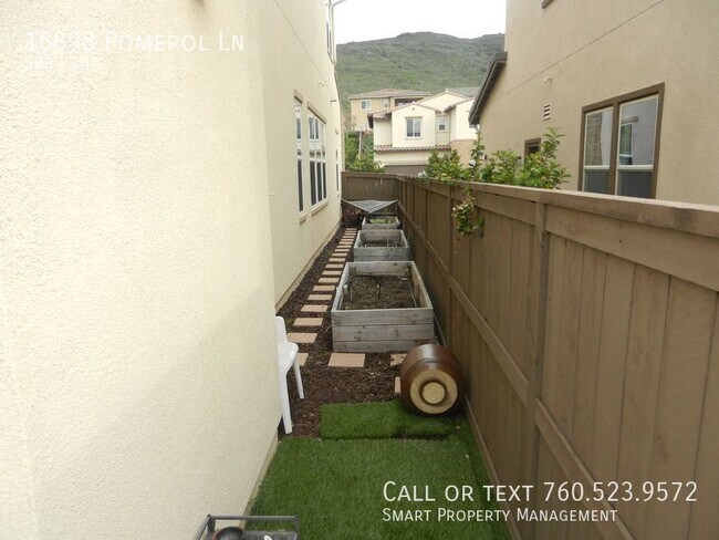 Building Photo - 15898 Pomerol Ln