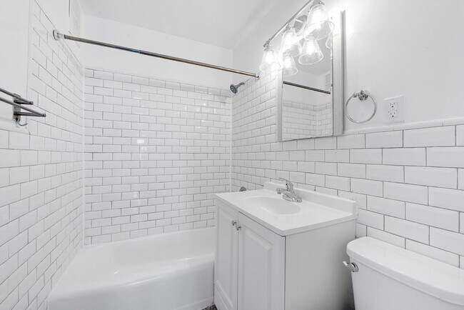 Building Photo - 500 Central Ave