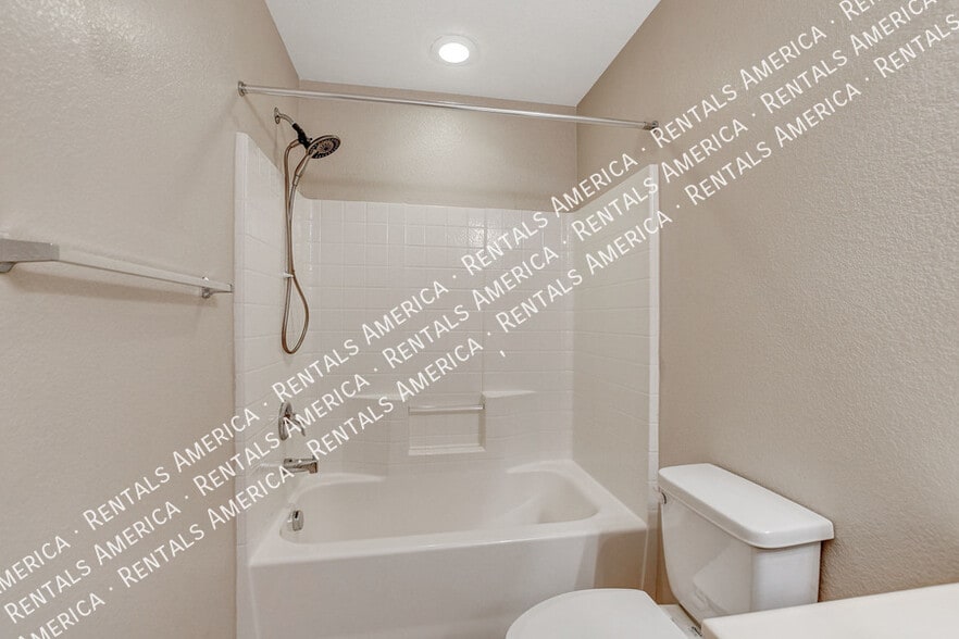 Building Photo - 4650 Ranch House Rd