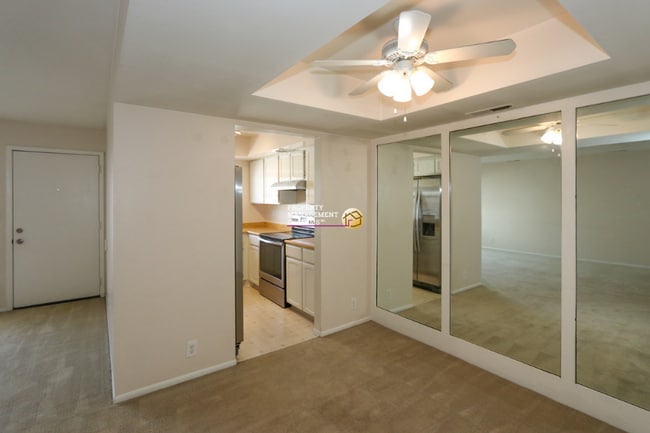 Building Photo - 601 E 4010 S