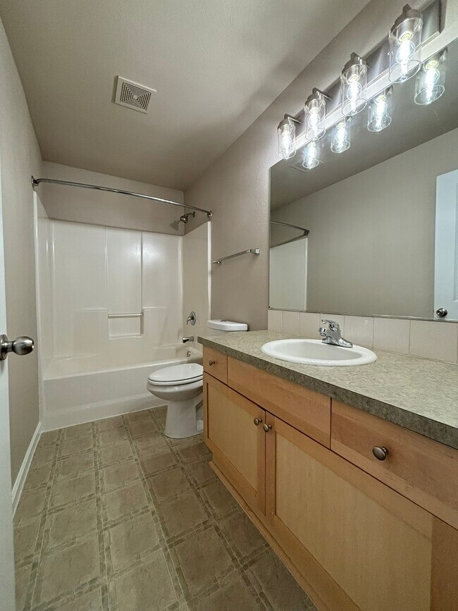 Building Photo - 61208 Brittle Bush St