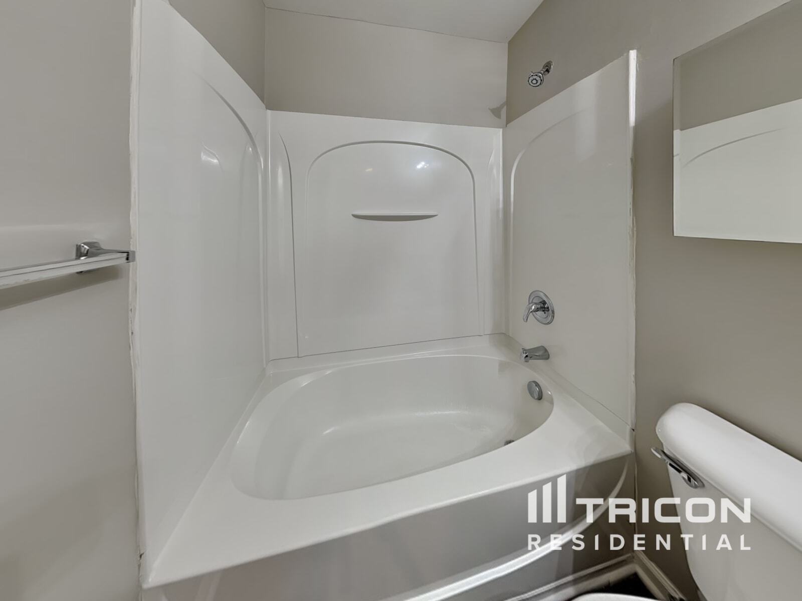Building Photo - 7233 Hidden Creek Dr