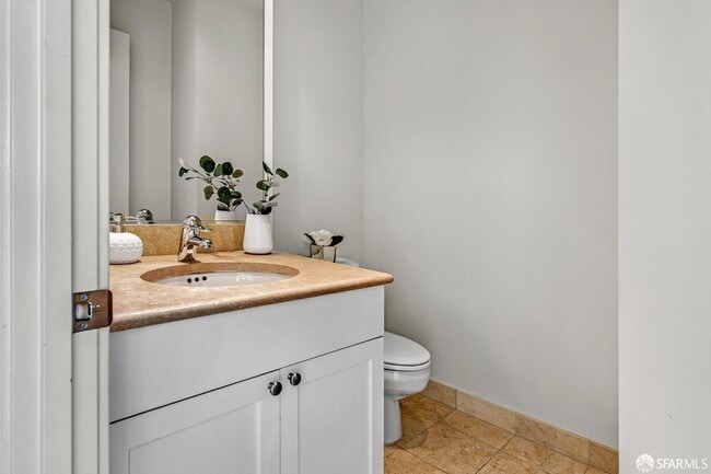 Building Photo - 400 Beale St