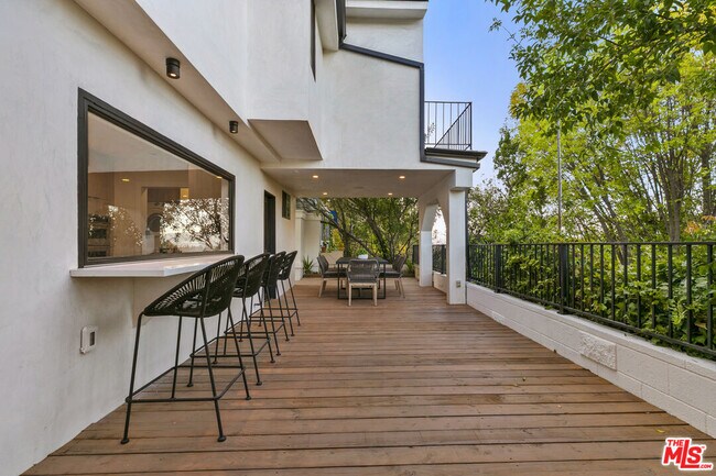 Building Photo - 5132 Escobedo Dr