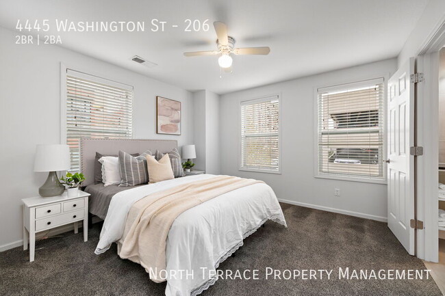 Building Photo - Stylish 2-Bedroom Living at Vernon on Wash...