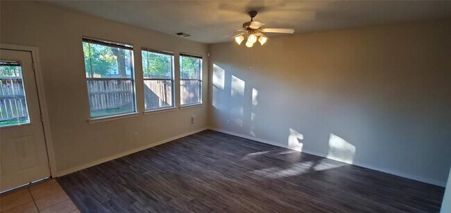 Building Photo - 13043 Peppergate Ln