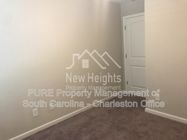 Building Photo - 160 Buchanan Cir
