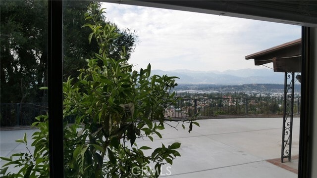 Building Photo - 16371 Chella Dr