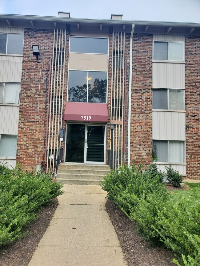 7519 Riverdale Rd 7519 Riverdale Rd New Carrollton MD 20784