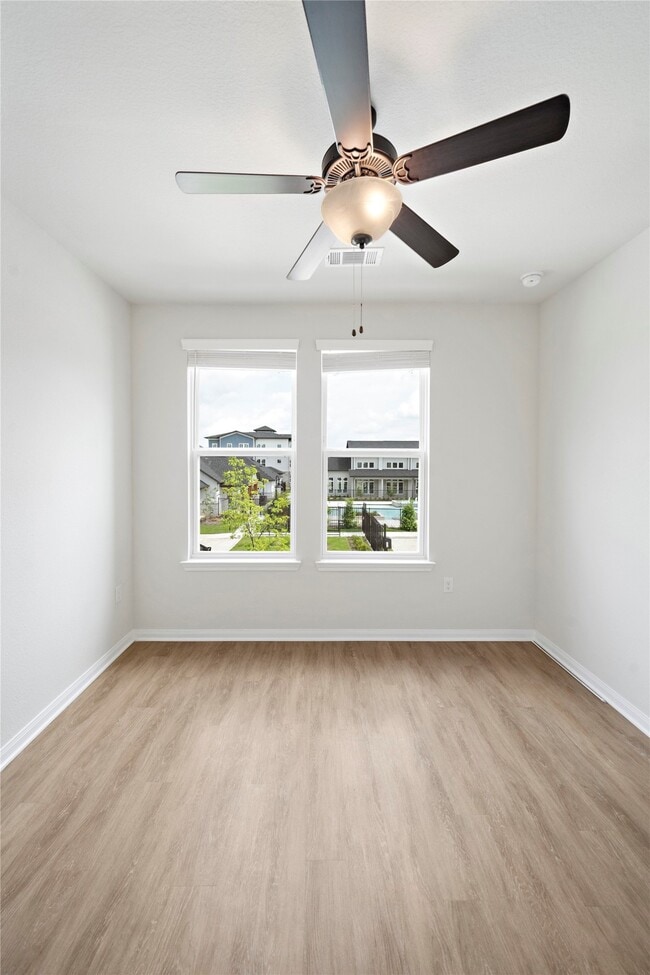 Building Photo - 17000 Bissonnet St