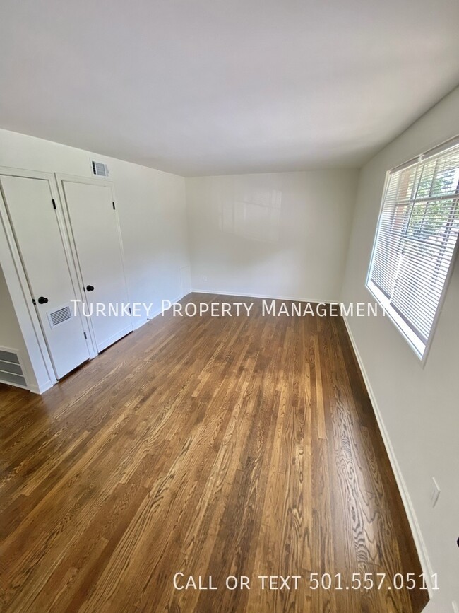 Building Photo - Great new Apartment in MacArthur Park