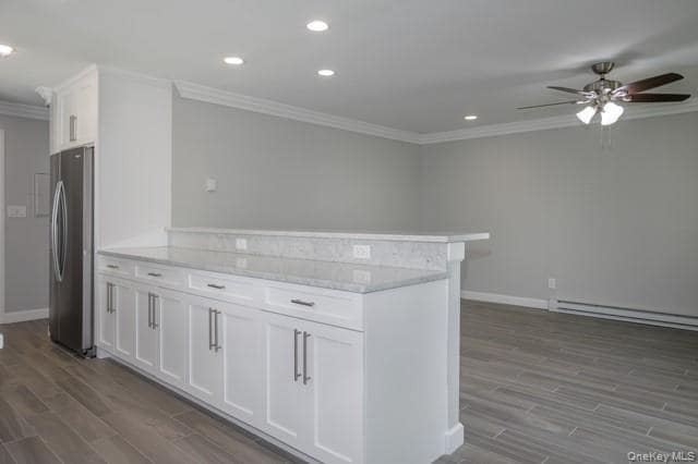 Building Photo - 146 Montauk Hwy