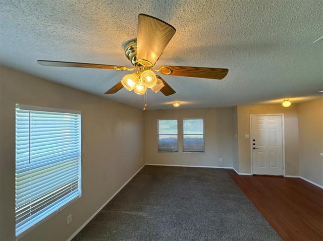 Building Photo - 4221 Meadowknoll Dr