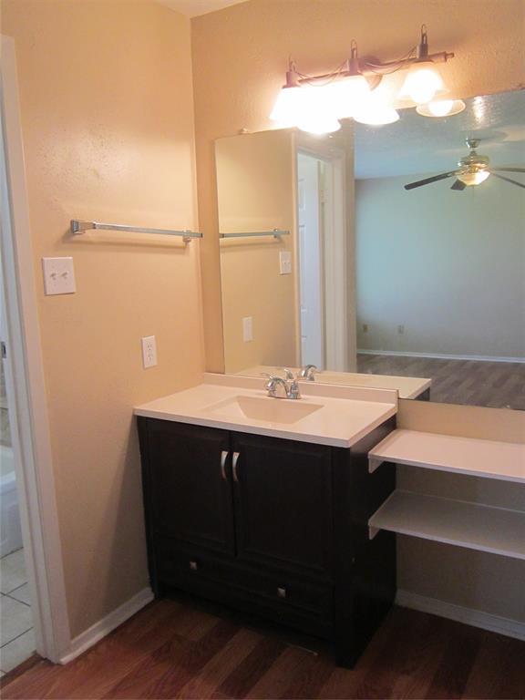 Building Photo - 8334 S Meadow Bird Cir