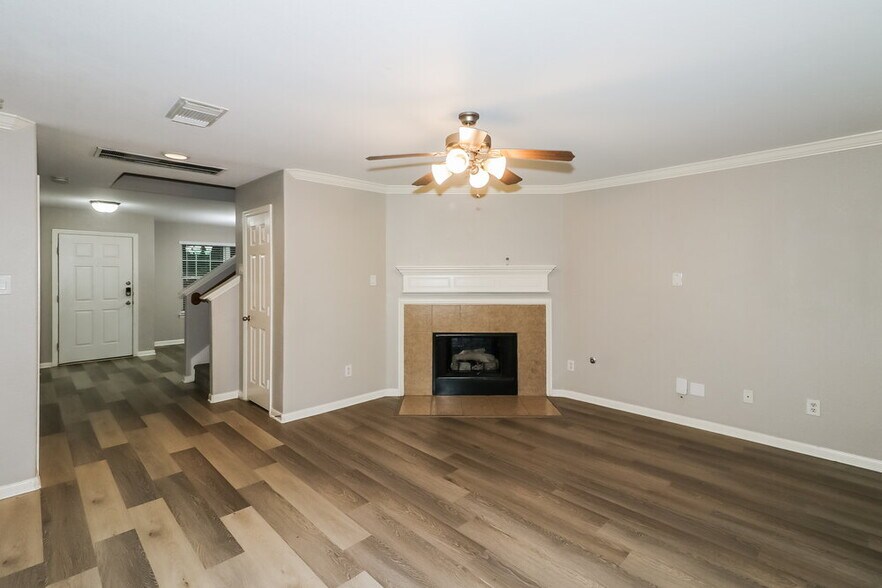 Building Photo - 8410 Tararin Ln