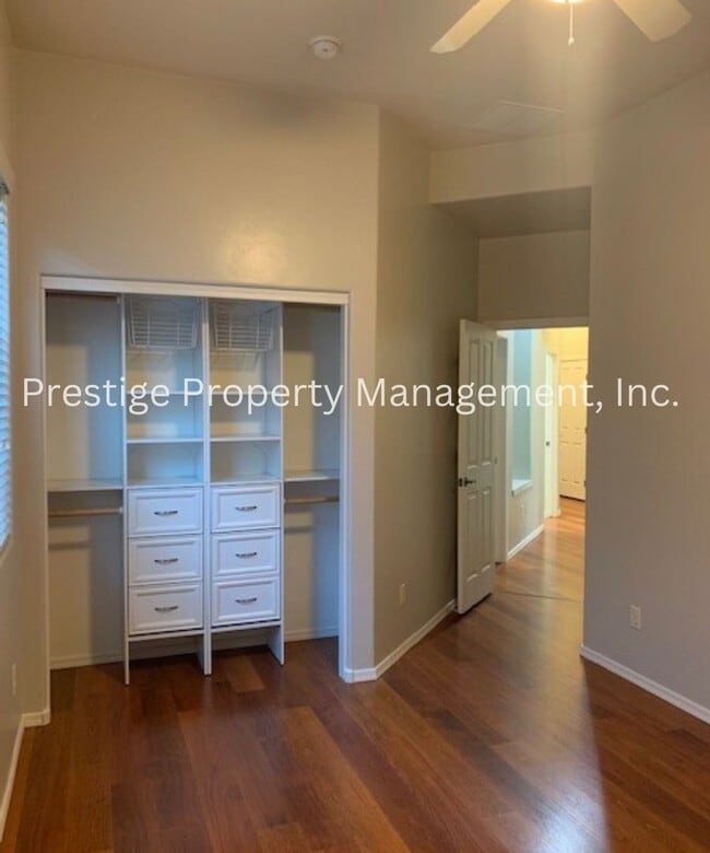Building Photo - Gorgeous 4/2 Dove Mountain Home!