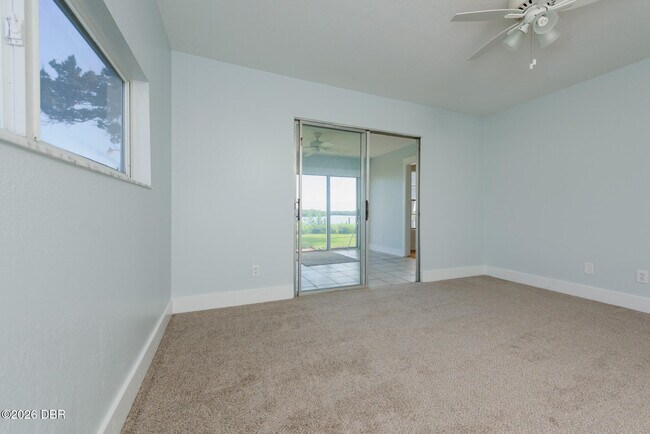 Building Photo - 1216 Harbour Point Dr