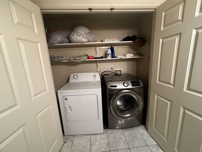 Building Photo - Lovely 3 Bedroom Home for Rent in Everett