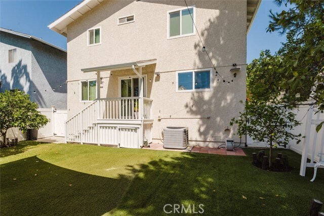 Building Photo - 10619 Mather Ave