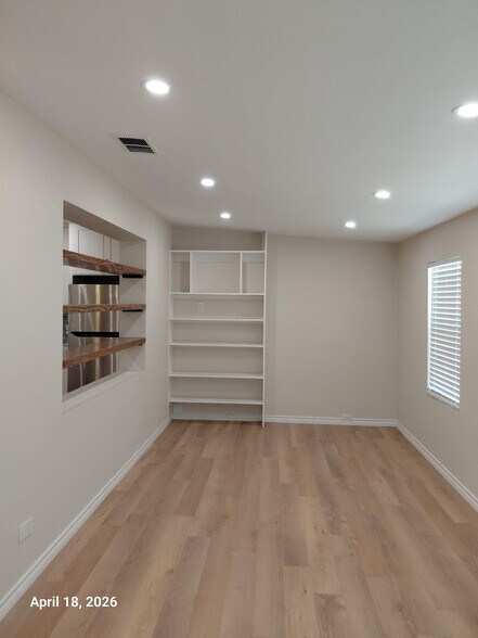 Building Photo - 4316 Ferncliff Ave