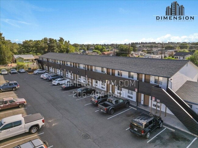 Building Photo - Columbia Apartments