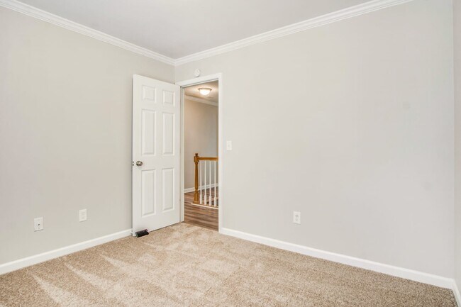 Building Photo - 173 Harwell Rd