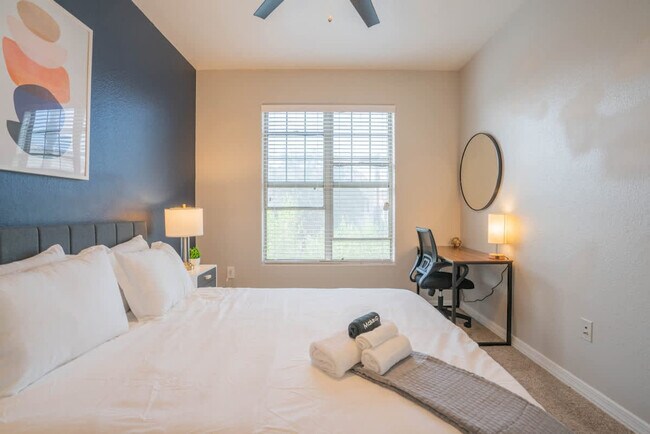 Building Photo - 10 W Minnezona Ave