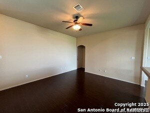 Building Photo - 522 Creekside Cir