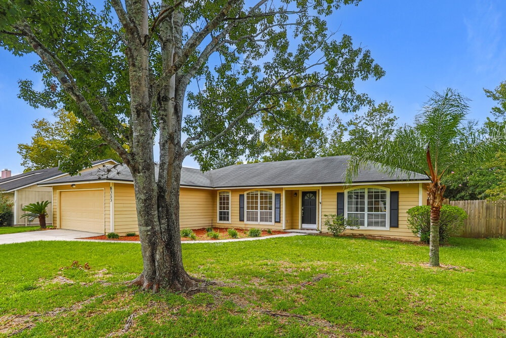 Building Photo - 8323 Cross Timbers Dr W