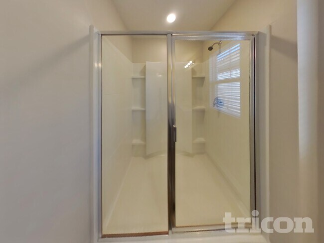 Building Photo - 149 Victory Cir