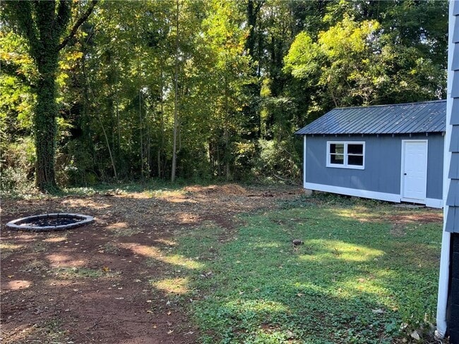 Building Photo - 578 Oakhurst Dr