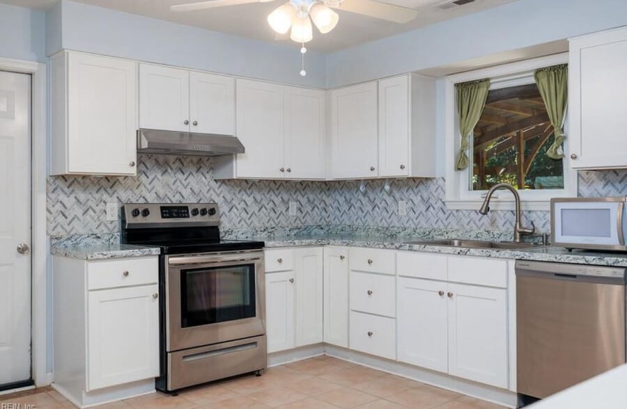 Building Photo - 1307 Eaglewood Dr