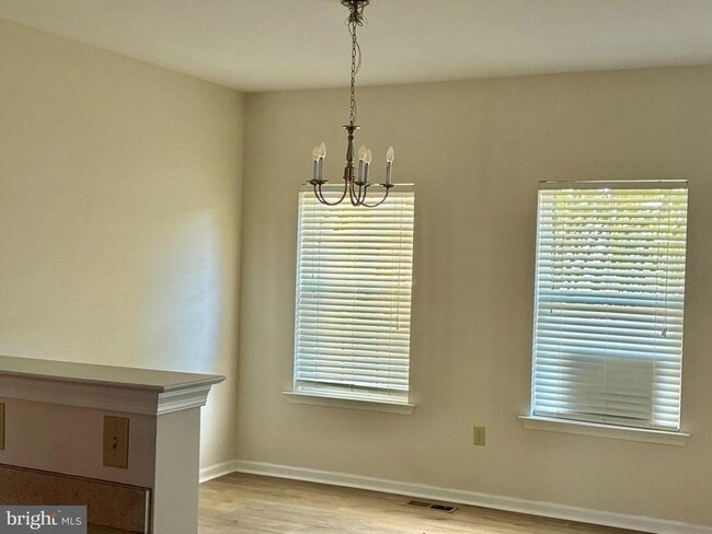 Building Photo - 2148 Danville Dr