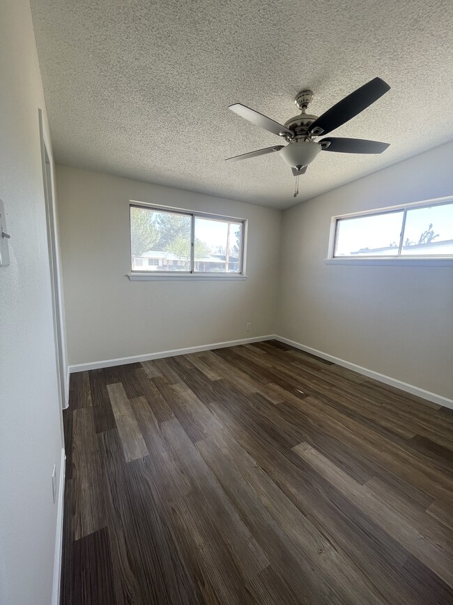 Building Photo - 4449 Finch Way