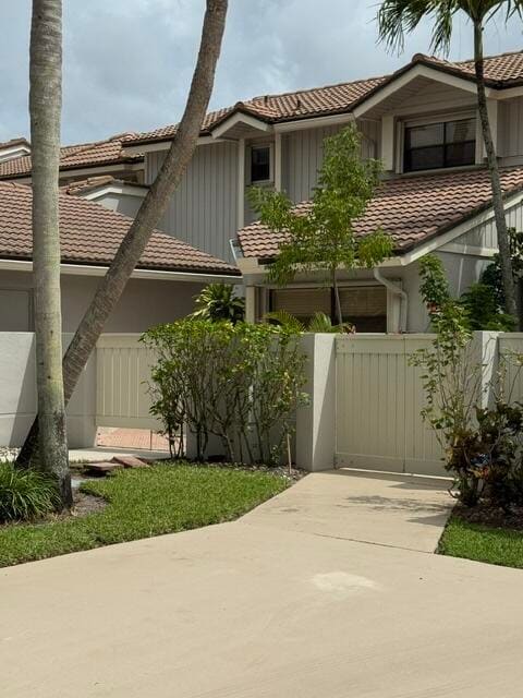 Building Photo - 505 Prestwick Cir