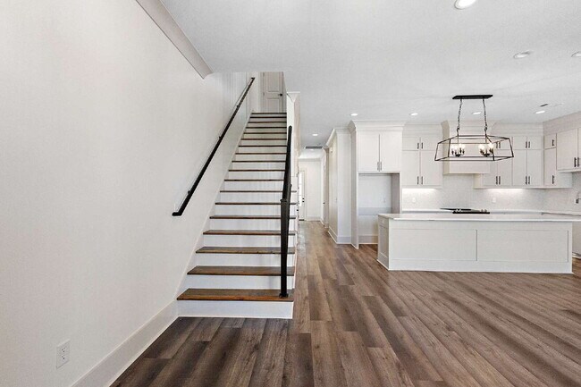 Building Photo - Luxury Townhome for Rent in Waterpointe | 3 Bed | 2.5 Bath | Private Courtyard