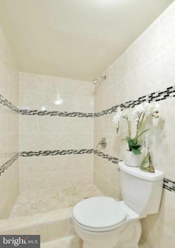 Building Photo - 7908 Well Water Way