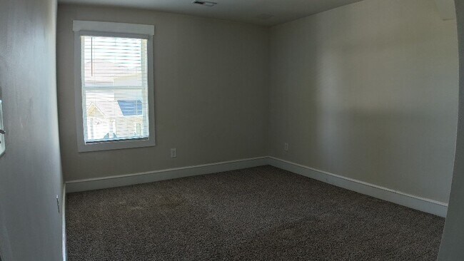 Building Photo - 312 Obsidian Ct