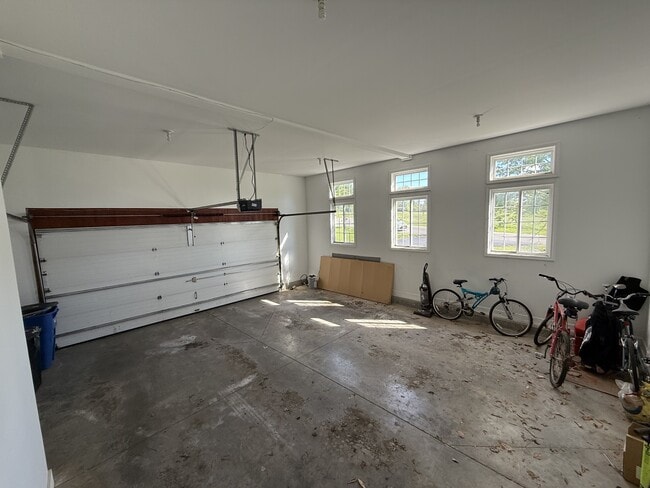 Building Photo - 23 Observatory Cir