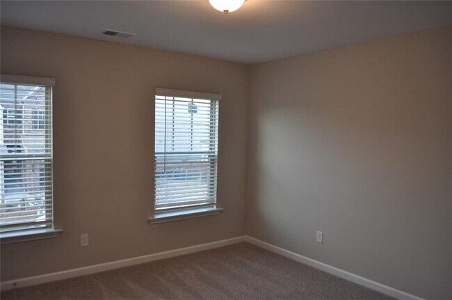Building Photo - 1320 Endicott Ct