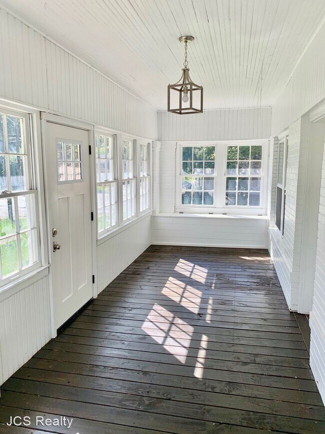 Building Photo - 3 br, 1 bath House - 538 Warner Ave